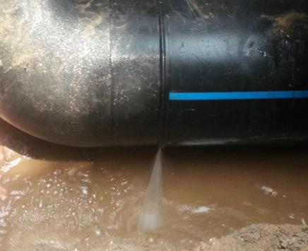 印江楼顶渗水维修公司为大家分享下印江卫生间漏水维修修补技术!